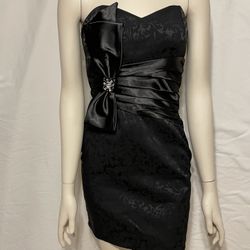 Mystic Dress Womens Size 4