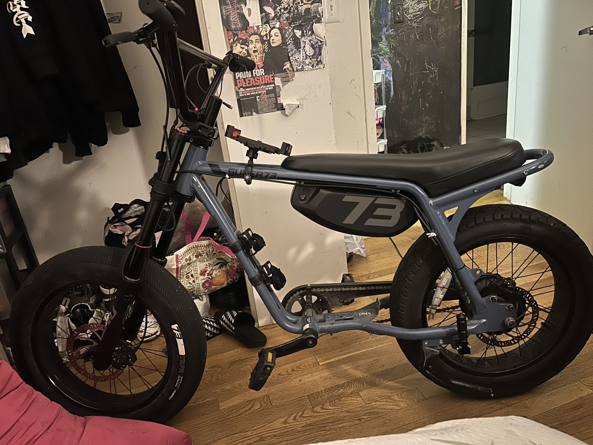 Super 73