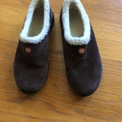 Shoes Merrell Girl Size 4 brown