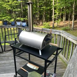 Original Pellethead PoBoy Wood Fired Portable Pizza Oven/Movable Grill Cart - $150 (Woodbridge)