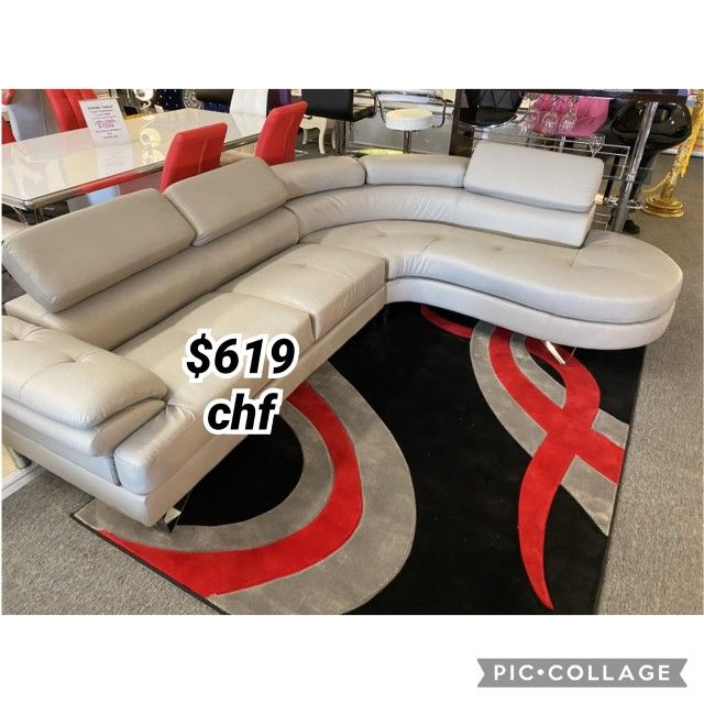 Light gray modern living room sectional sofa 