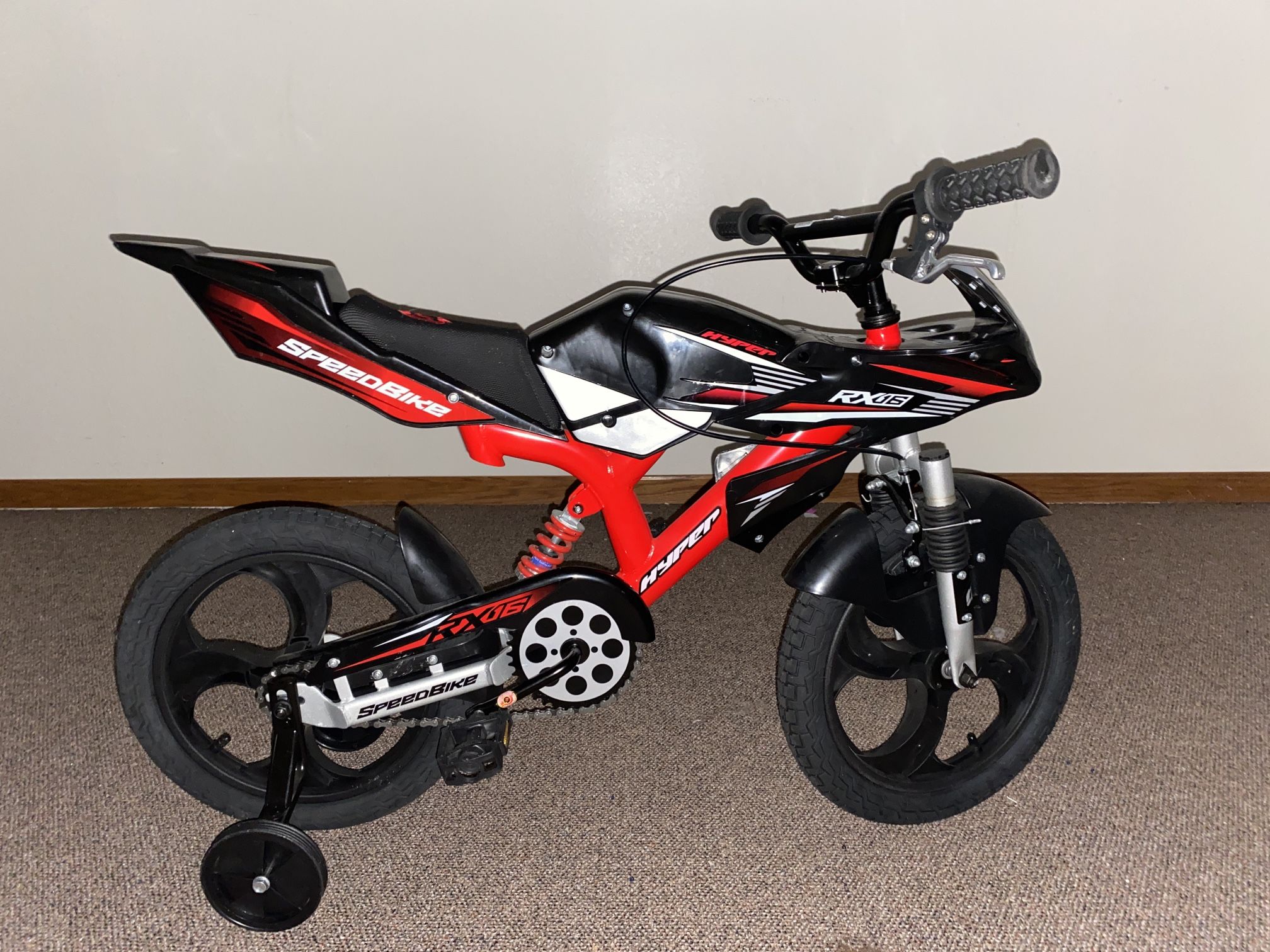 Hyper Bicycles 16in Kids Mag Wheels Motobike, Black/Red