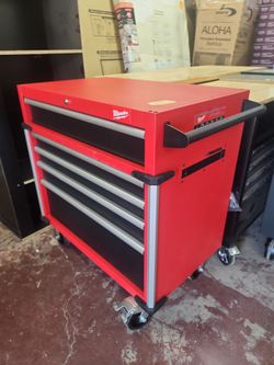 Milwaukee
High Capacity 36 in. W x 22.1 in. D 5-Drawer Rolling Tool Cabinet