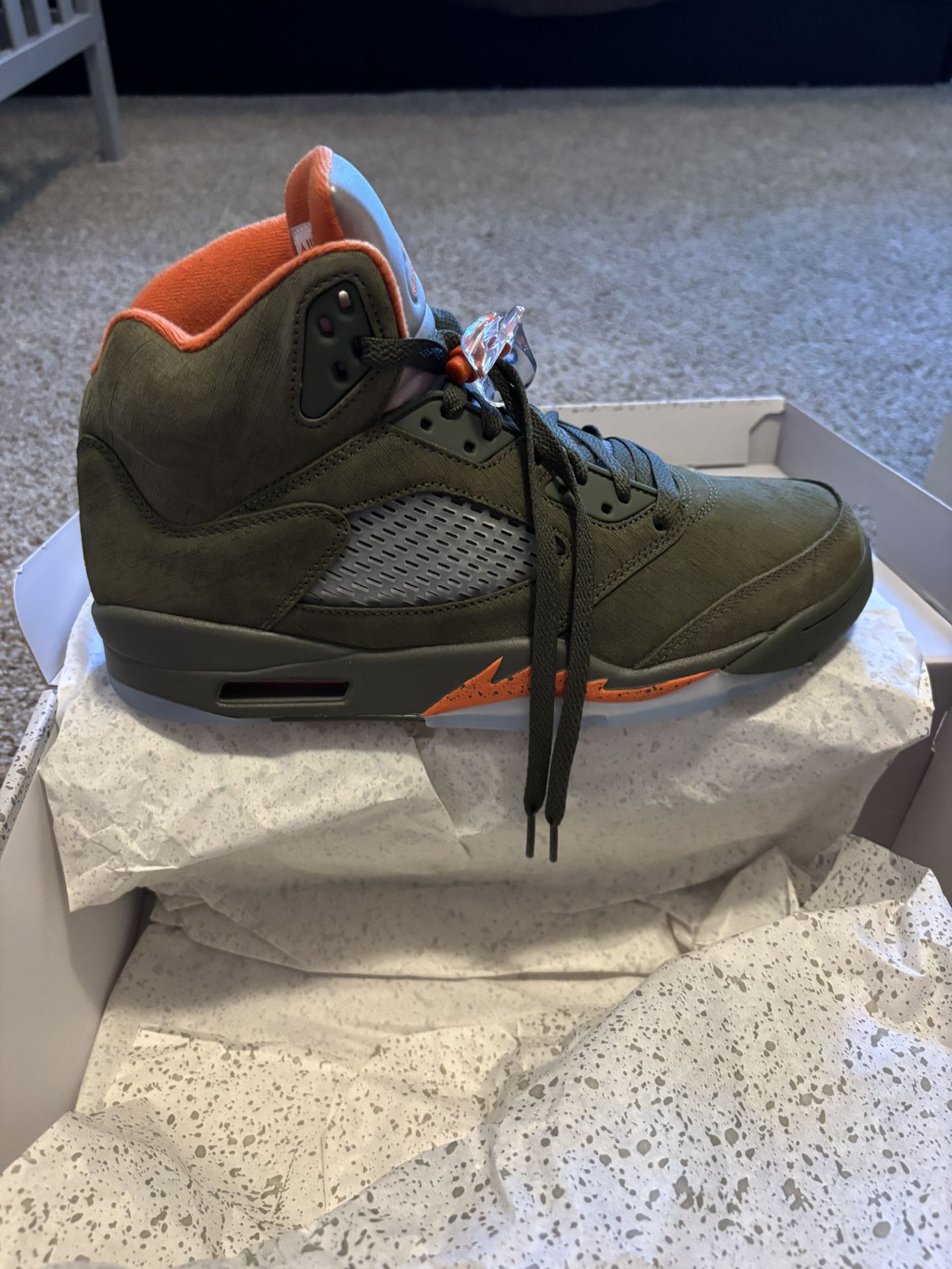 Jordan Retro 5 Olive