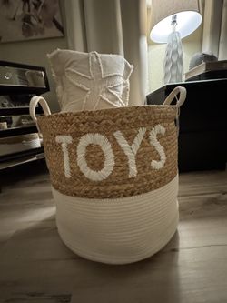 NWT XXL  17” x 16” Cotton Jute Toys Embroidered Storage Bin—Taylor Madison Designs