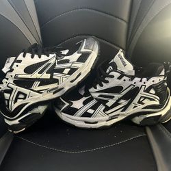 Balenciaga Runners