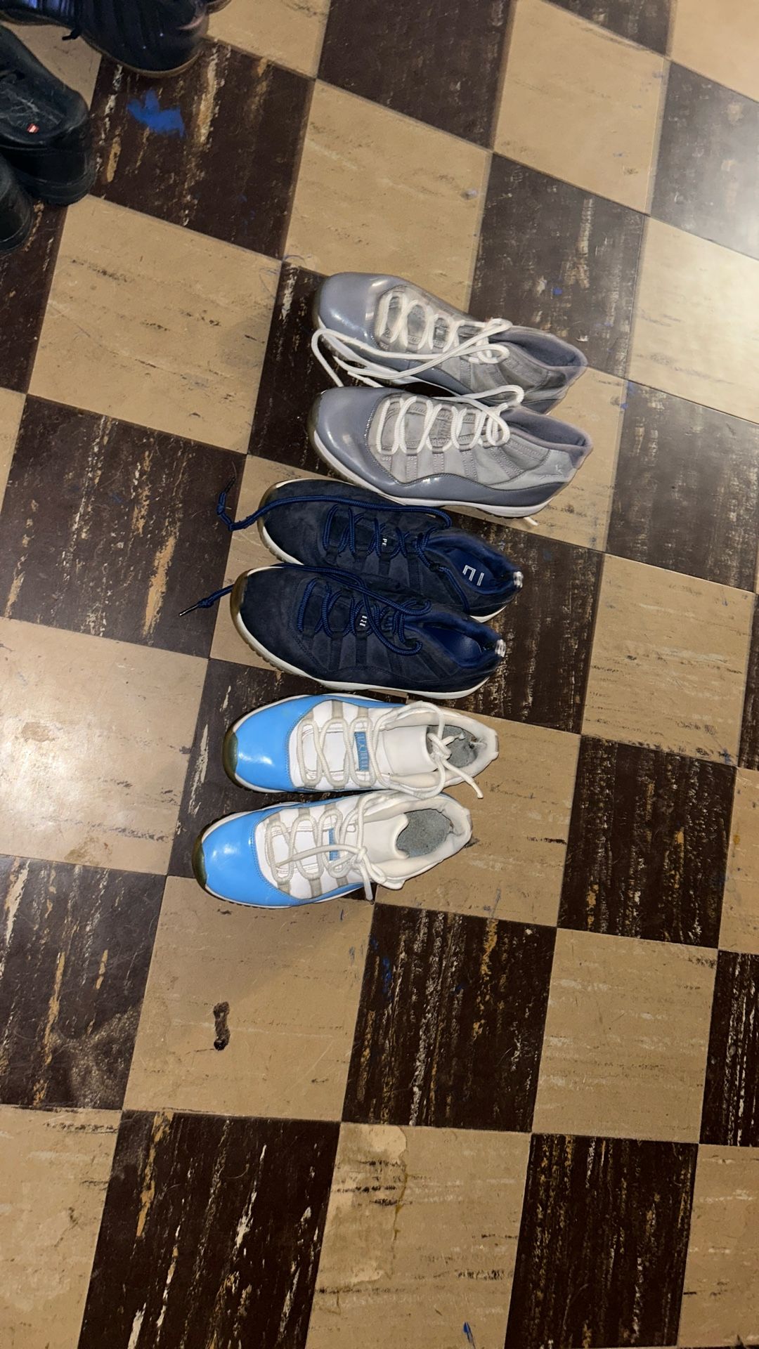 Jordan 11s