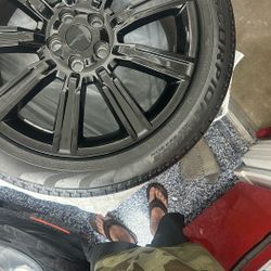 Range Rove Wheels / New