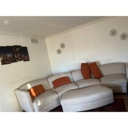 Couches Built In USB/speaker