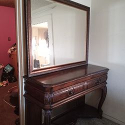 Table With Mirror