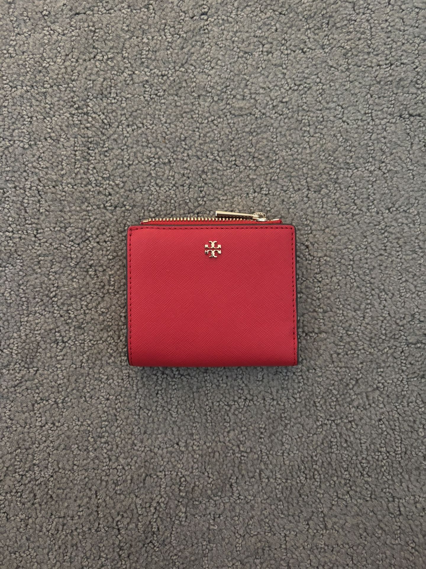 Tory Burch Emerson Mini Wallet in Brilliant Red