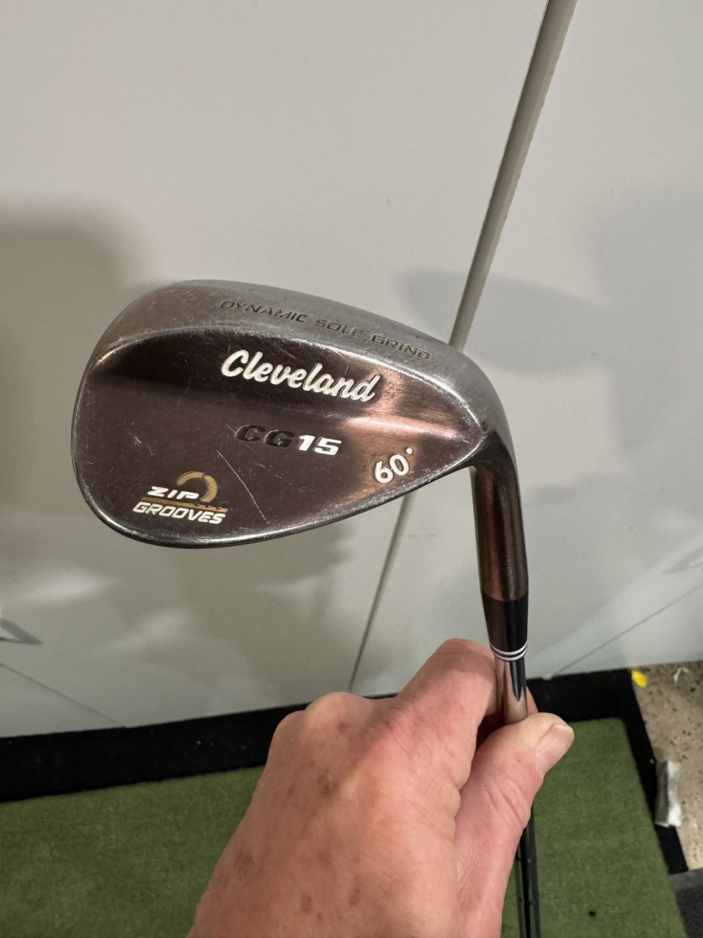 Cleveland CG15 Dynamic Sole Grind 60 Degree Golf Wedge
