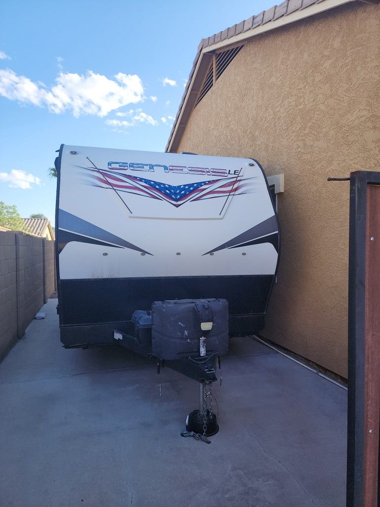 2022 Genesis Supreme 2114 LE
