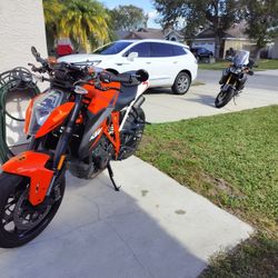 Ktm 1290r 