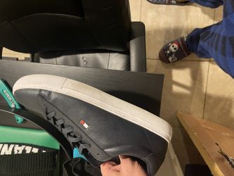 Size 12 Tommy Hilfigers