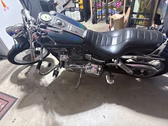 Harley Davidson. Dyna super custom