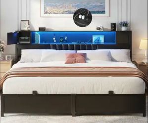 Queen, bedframe and mattress