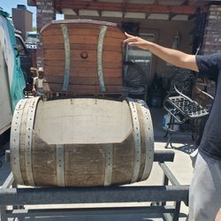 Wine barrel ice chest