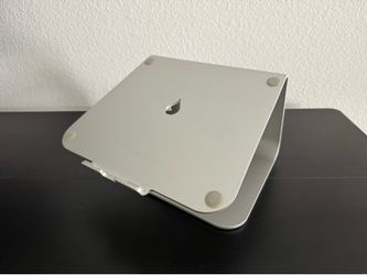 Apple mStand