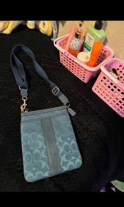 Coach shoulder bag
