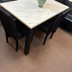 5pc Dining Room Table Set 