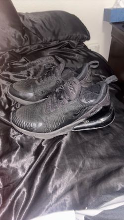 nike running shoes M9 need gone asap