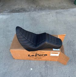 New La Pera Kickflip Seat