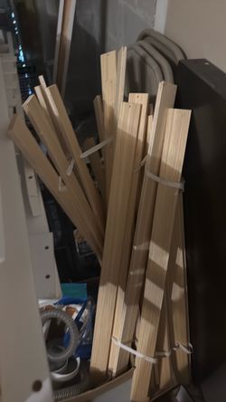 Twin white bunkbed