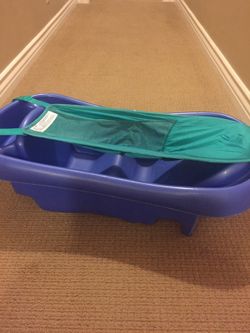 Baby bathtub