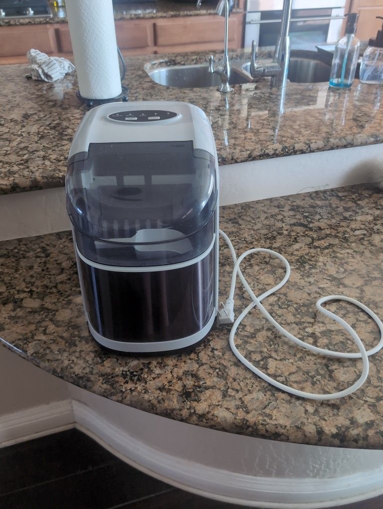 Portable Ice Maker