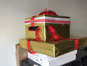 Gift card party box