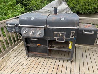 [FREE] Large Dual-Fuel Grill / Smoker Combo – Ready for Pickup
