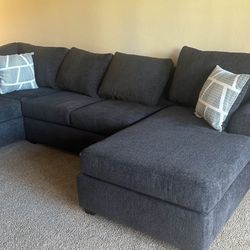 Sectional sofa For 700$