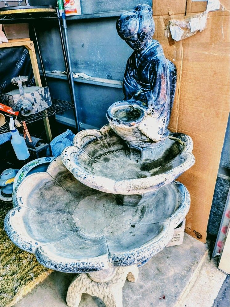 VINTAGE FOUNTAIN /PRICE REDUCED!