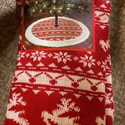 Brand New Tree Skirt