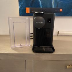 Nespresso Coffee Maker - Like New! 