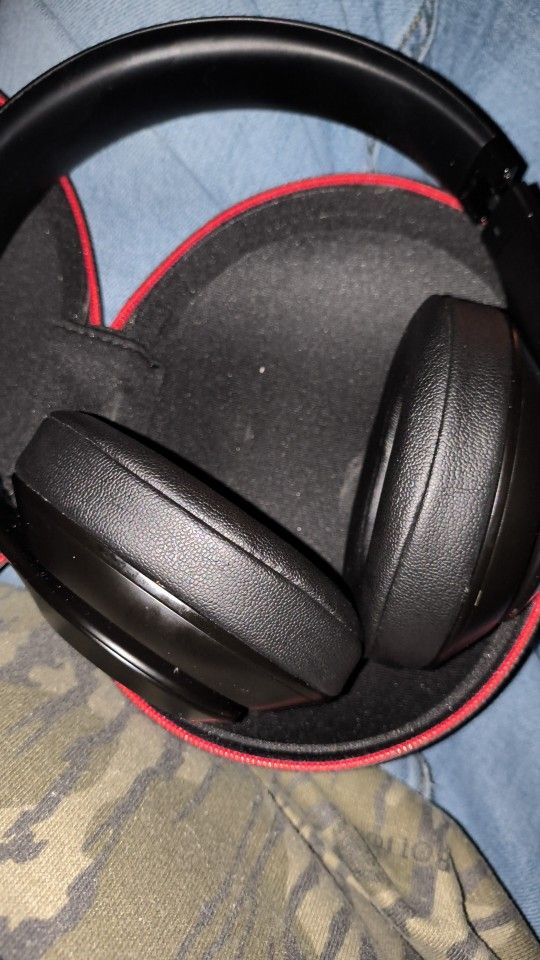 Beat Headphones