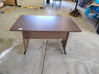Cantilever Laminate Desk