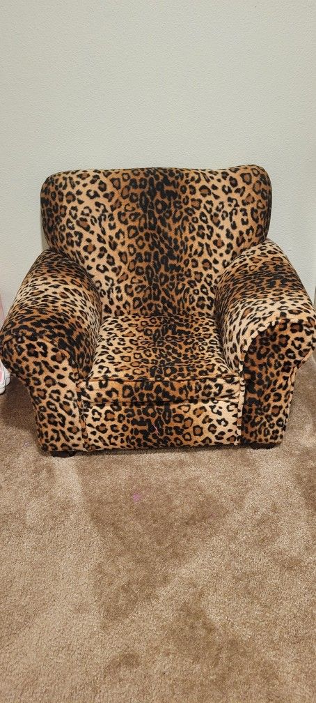 Toddler Chair $20