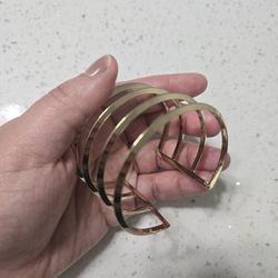 Gold Bracelete