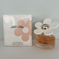 Marc Jacobs   Daisy Love 3.3 FL. OZ