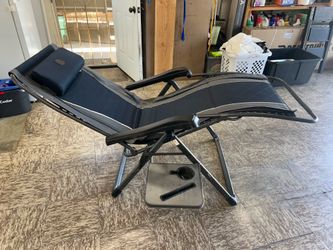 Zero gravity recliner