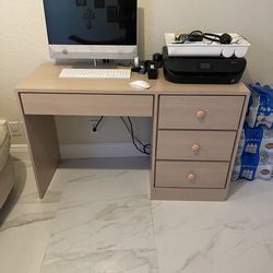 Desk with storage chair