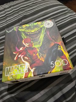 Marvel Spider-Man vs Green Goblin 500 Pc Jigsaw Puzzle Buffalo Silver Select