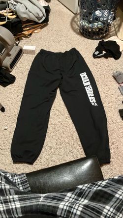 Ocean Shores WA Black Cuffed Sweatpants