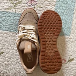 Vans Range EXP