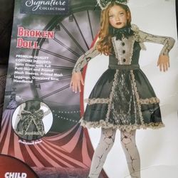 Halloween Costume Broken Doll Size Medium  8/10