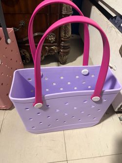 Tote bags