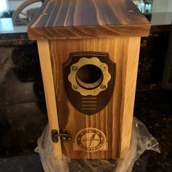 New Bird house for outside by Sisterbird. Premium high quality wood