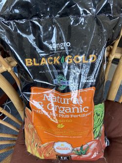 Natural And organic Black gold Potting Mix + Fertilizer